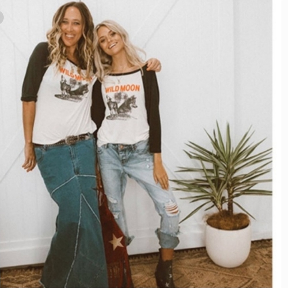 Spell Wild Moon Raglan